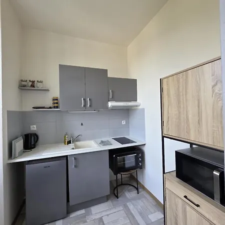 Cocon Urbain Avec Jardin - Proche Hopital * أنجير